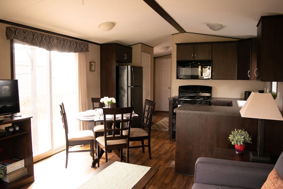 Junior Cottage | In-room dining