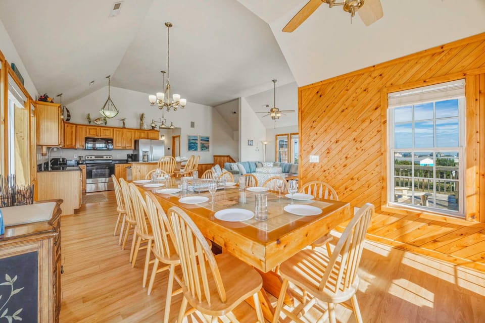 Surf or Sound Realty - 1047 - LV 2 Kite - Dining Area -3