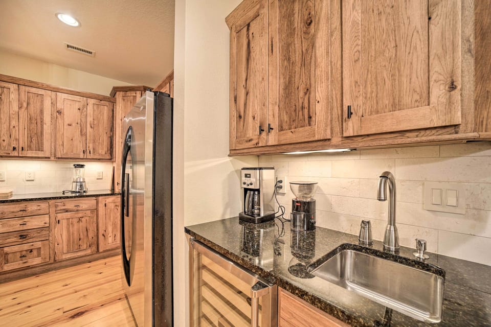 Kitchen | 2nd Floor