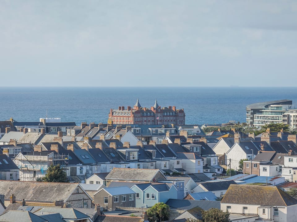 Setting | Apartment 19, Newquay