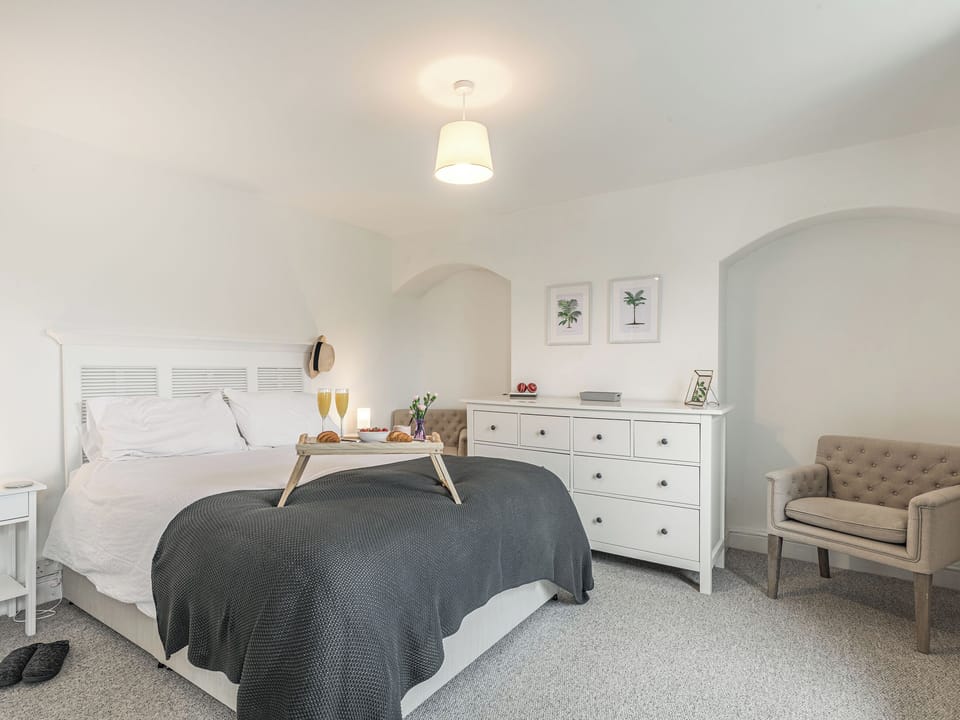 Double bedroom | Little Garth, Bacton, Norwich