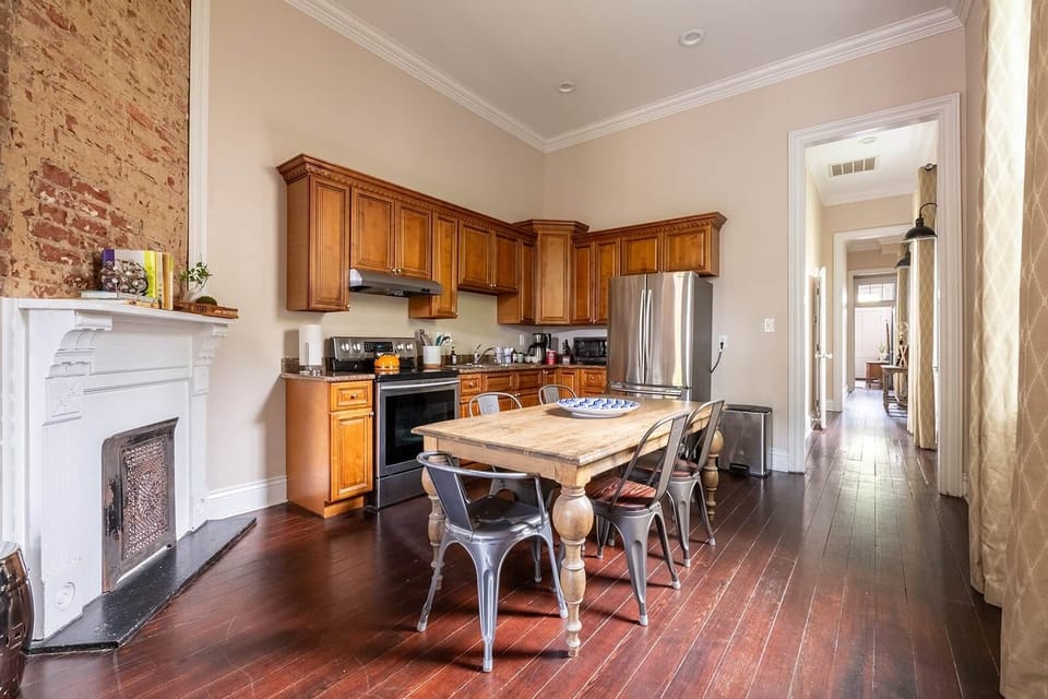 Family gather here in your full-sized kitchen