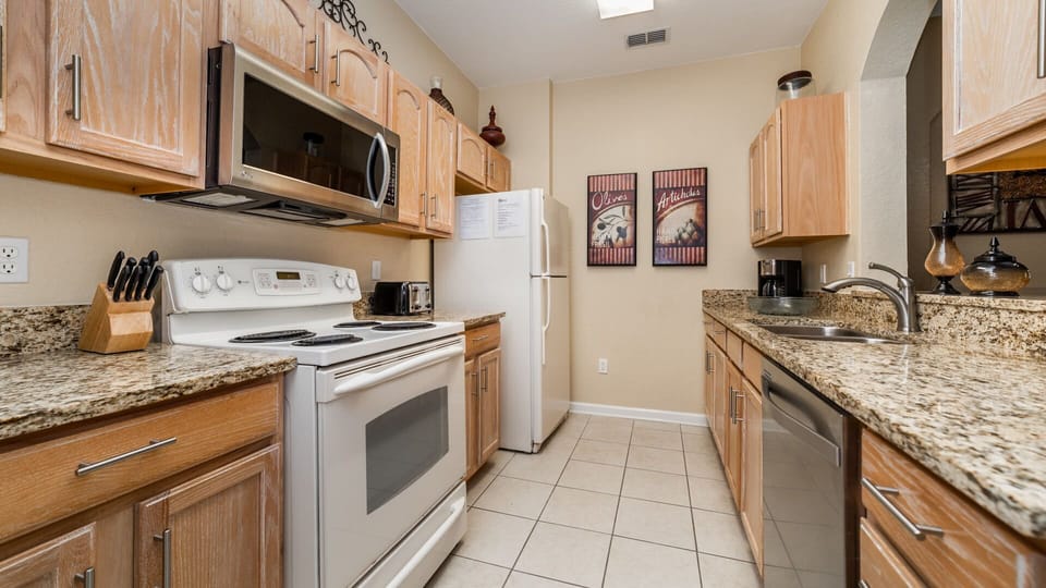 Whip up wonders: Our kitchen, where recipes come to life!