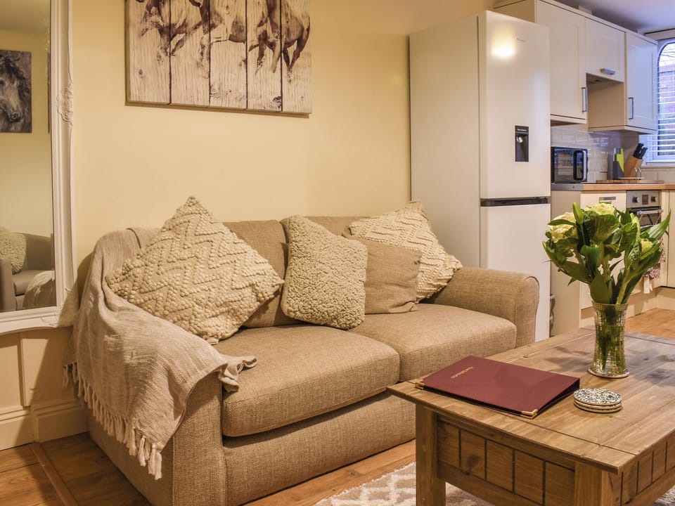 Living area | South Wing Coldharbour Park Farm, Liss