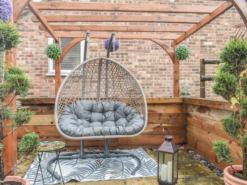 Outdoor area | South Wing Coldharbour Park Farm, Liss
