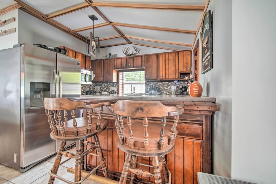 Kitchen | Wine Glasses | Toaster | Crockpot