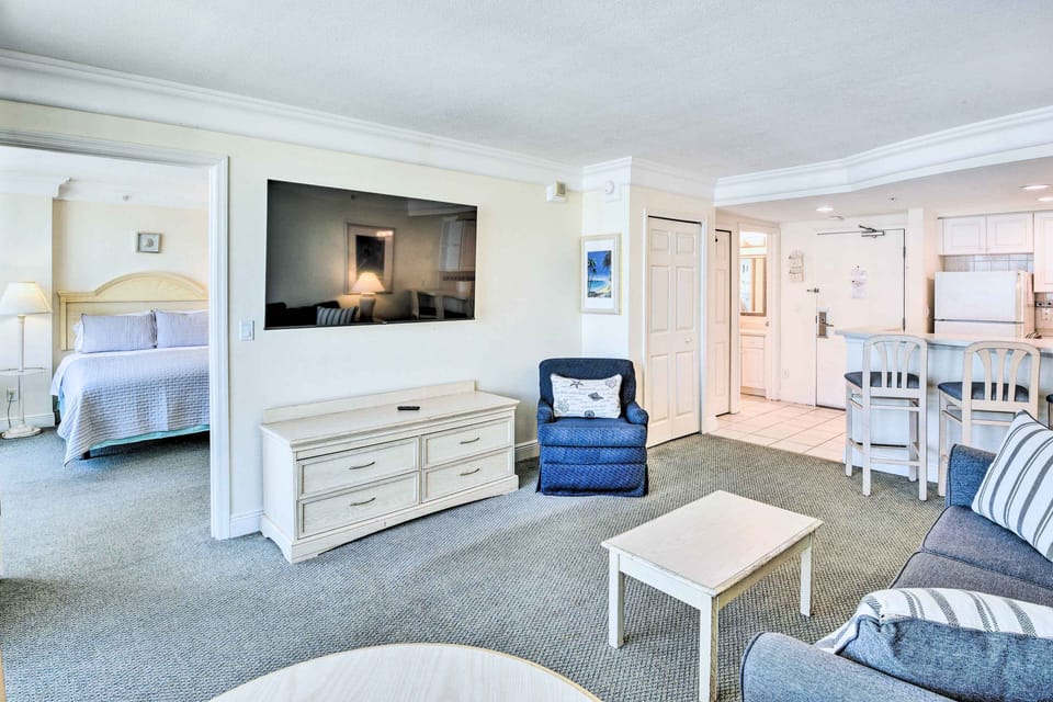 Living Room | Smart TV w/ Streaming Services | Sleeper Sofa
