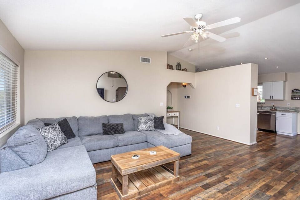 Living areas with Comfortable sectional