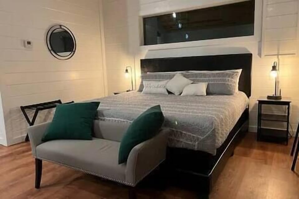 4e6e42ee fa09 4a43 bd02 35daeee7e069
