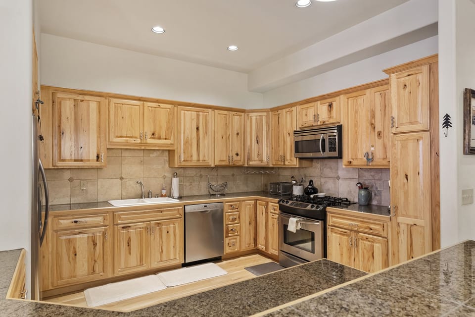Large Kitchen