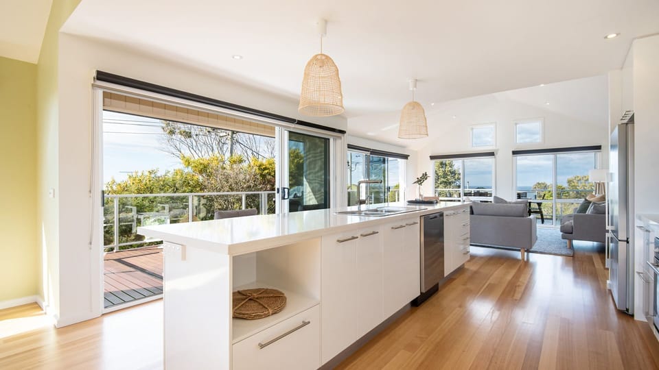 Spacious kitchen with island bench
