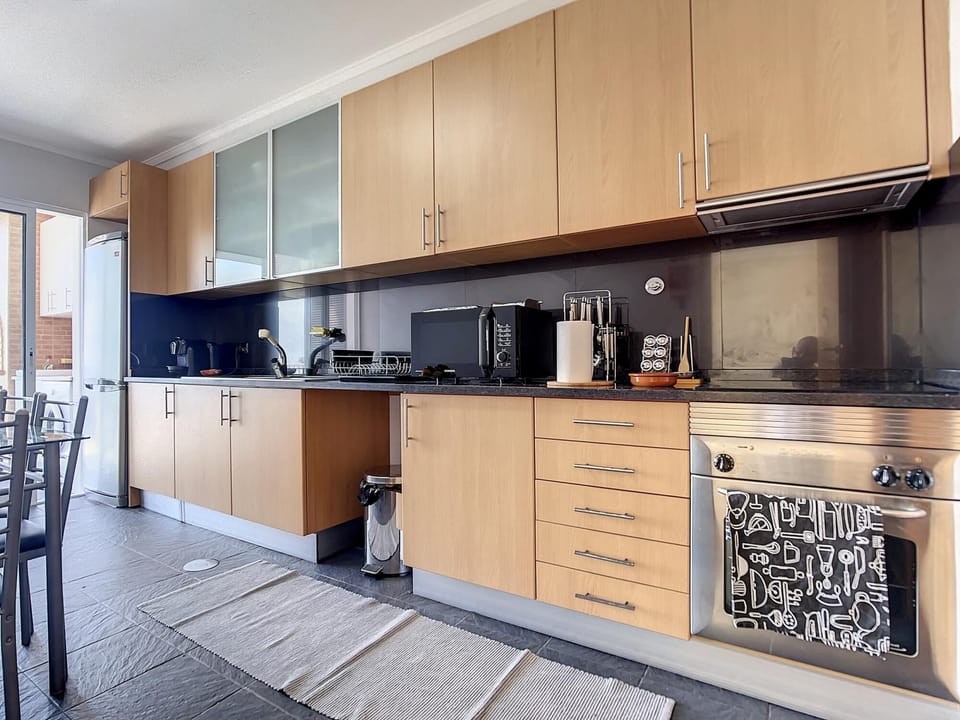 House | Private kitchen | Fridge, microwave, coffee/tea maker, toaster