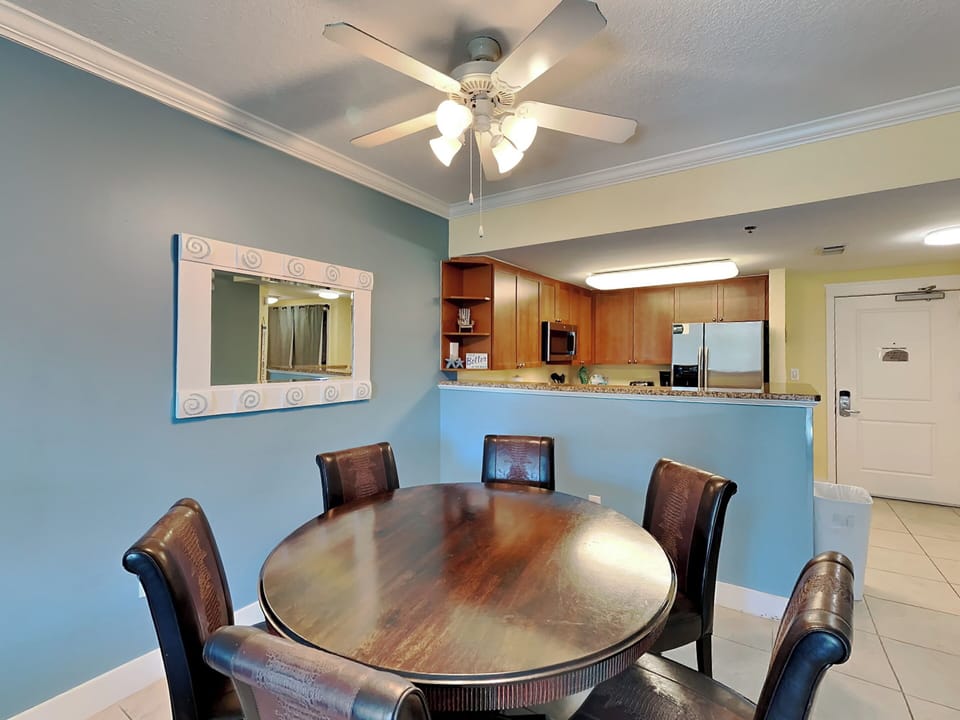 Dining Area - Table for Six