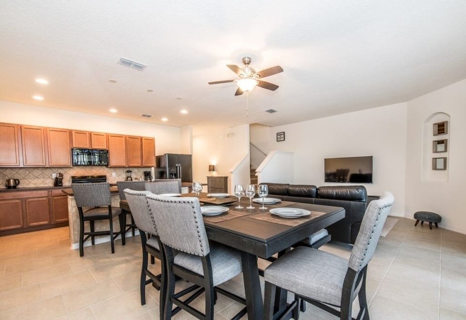 Villa, 4 Bedrooms | Private kitchen