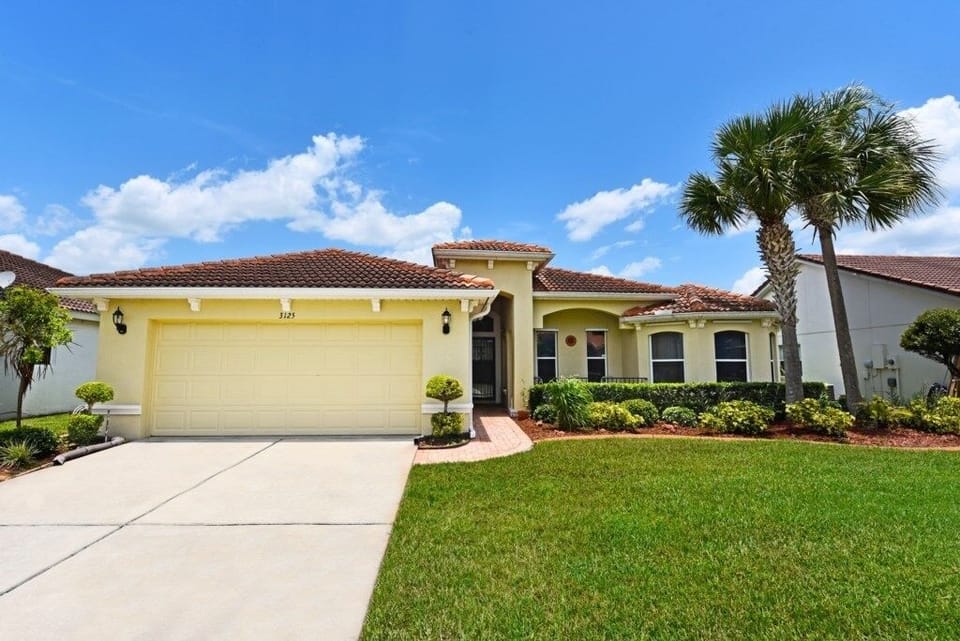 House, 4 Bedrooms | Exterior