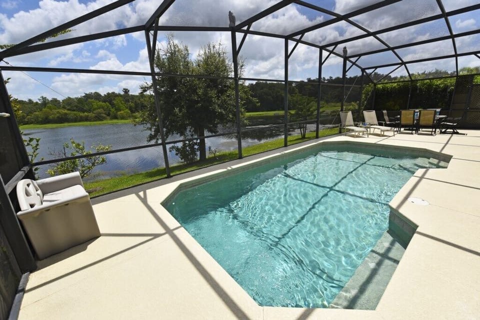 Pool 2