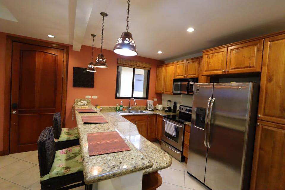 Fully equipped kitchen