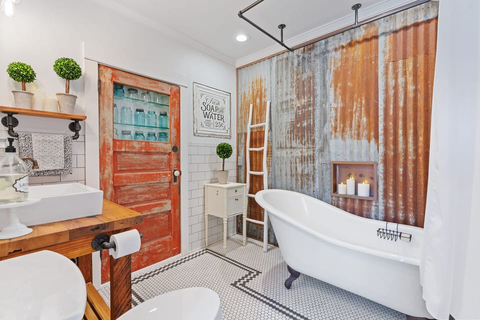 Main Level Bath