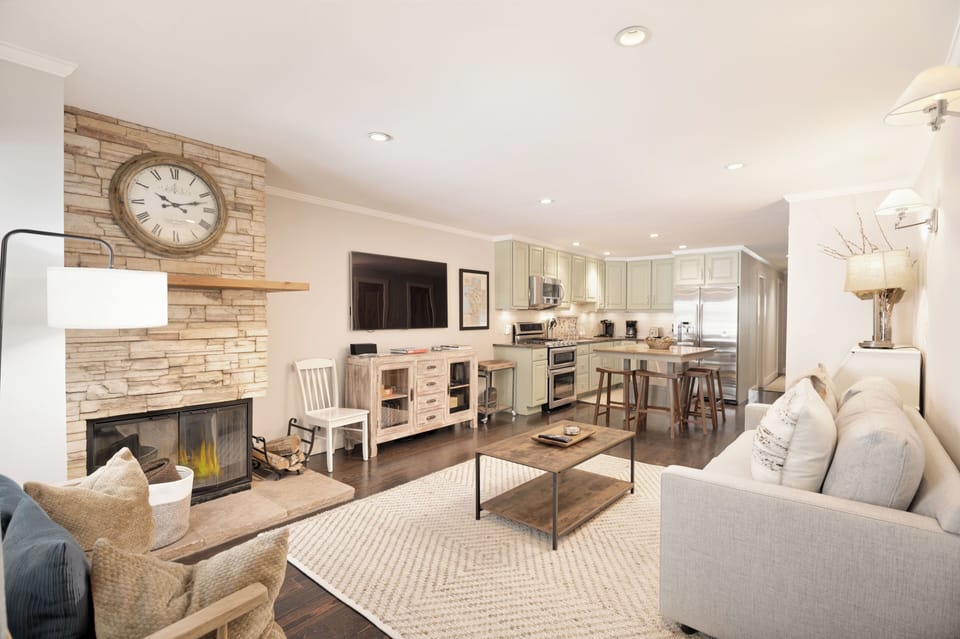 Spacious living room with good light.