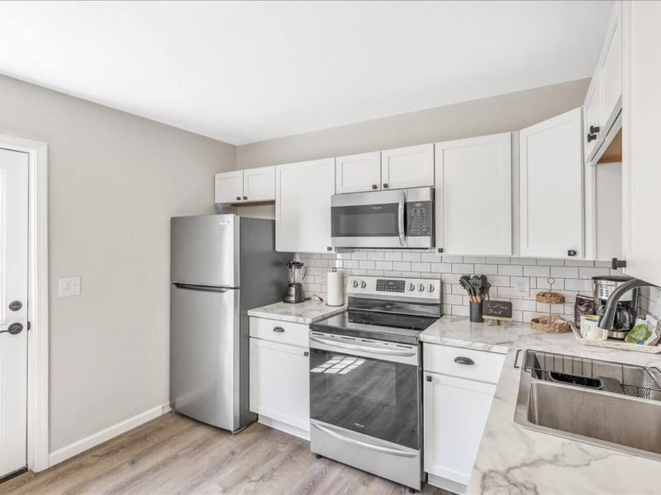 Prep and cook your favorite meals in the fully equipped kitchen.