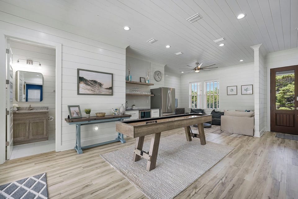 The Belvedere - Blue Mountain Beach - Shuffleboard & Kitchenette