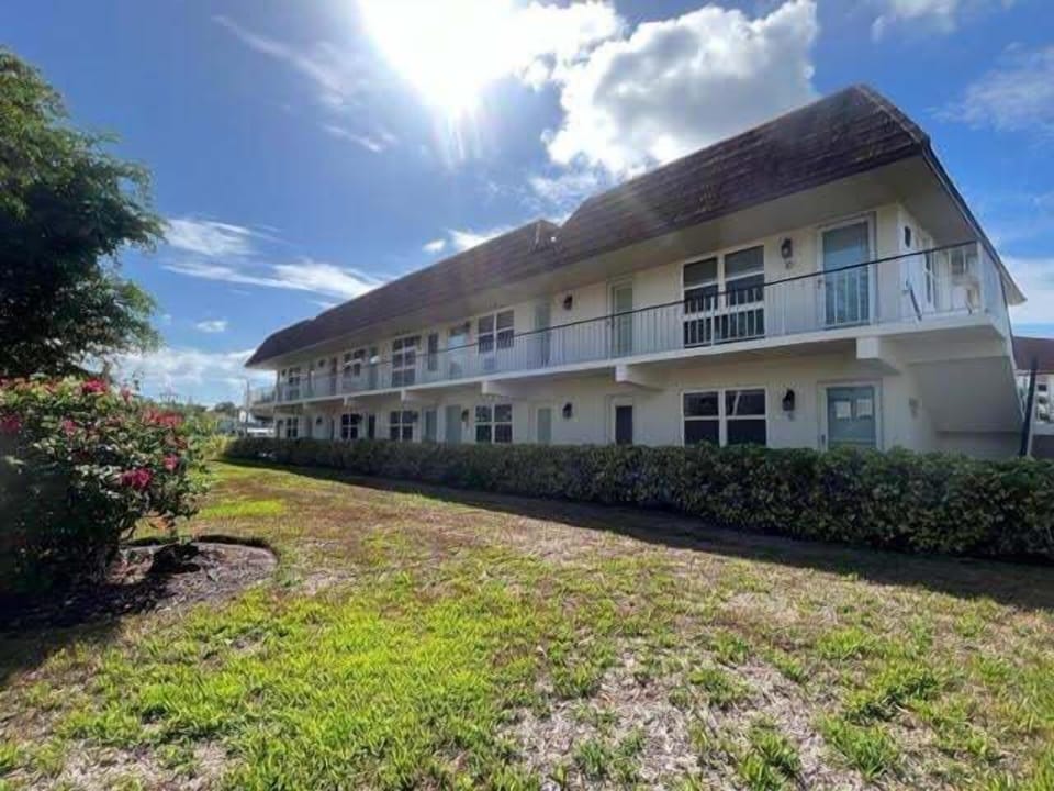 Seabreeze H Building