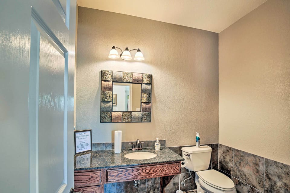 Full Bathroom