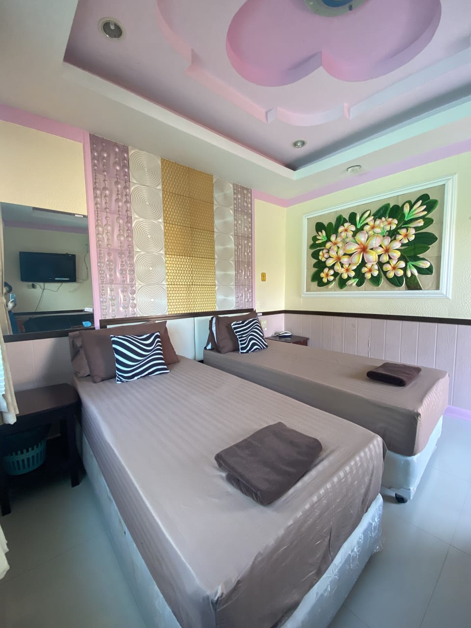Individually decorated, desk, laptop workspace, free WiFi