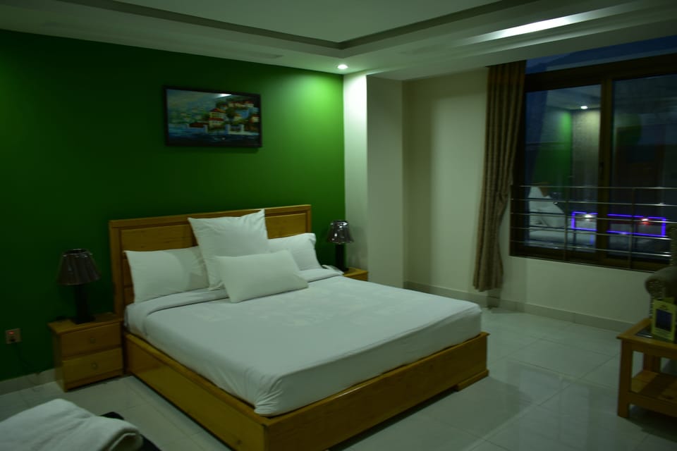 Double Room | Laptop workspace, WiFi (free)