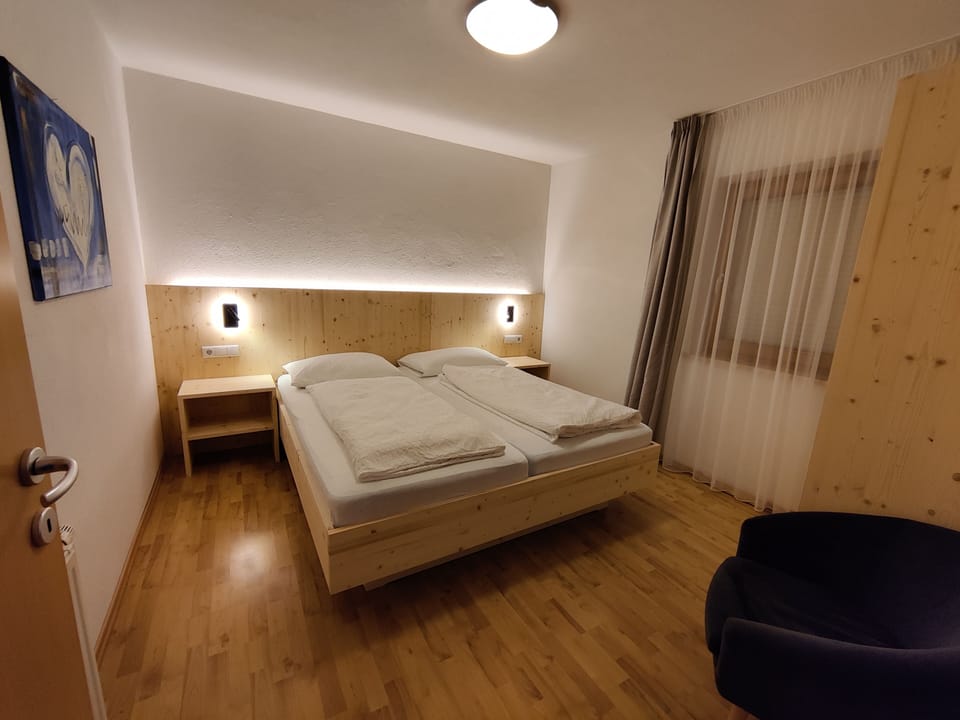 House, 2 Bedrooms, Balcony, Mountain View | 2 bedrooms, WiFi