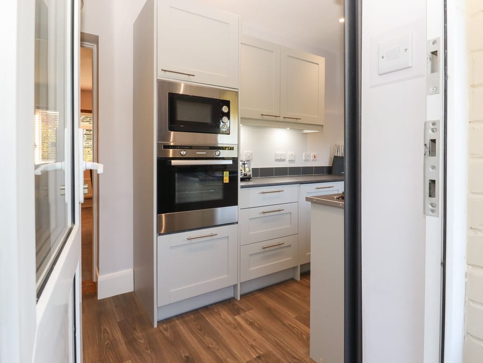 Fridge, dishwasher, electric kettle, toaster