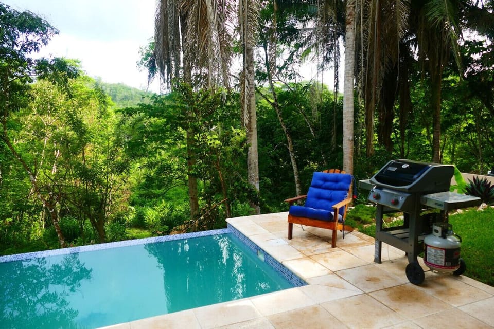 Rio Mantra outdoors area