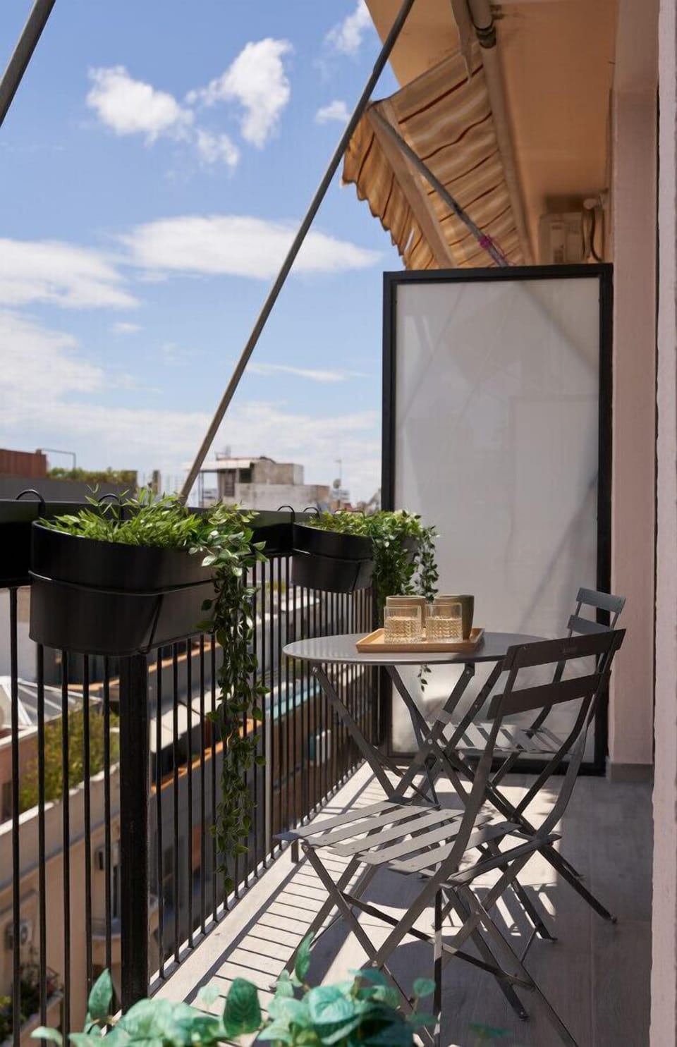 balcony