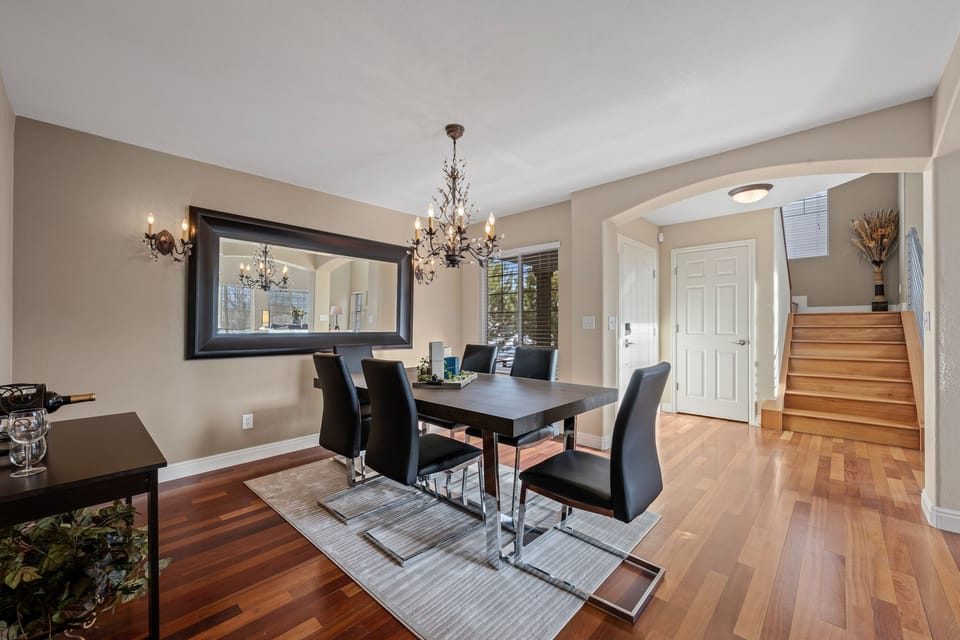 The dining room can fit 6 comfortably 