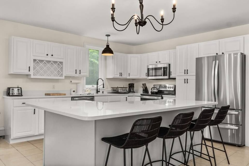 Kitchen Full View