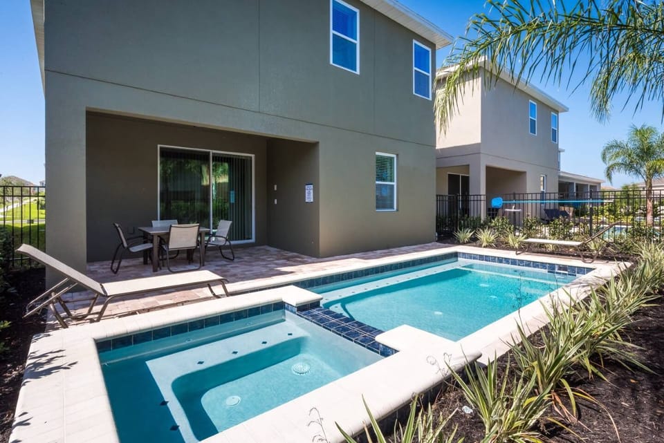 [amenities:private-pool:3] Private Pool