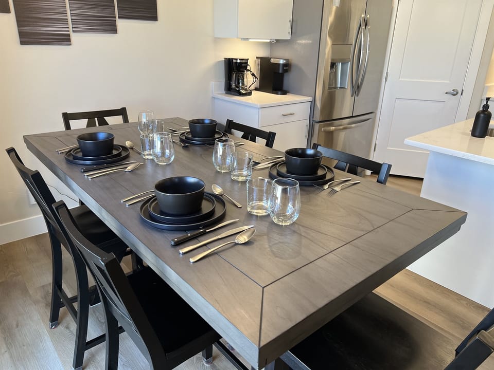 Up to 8 Person Dining Table