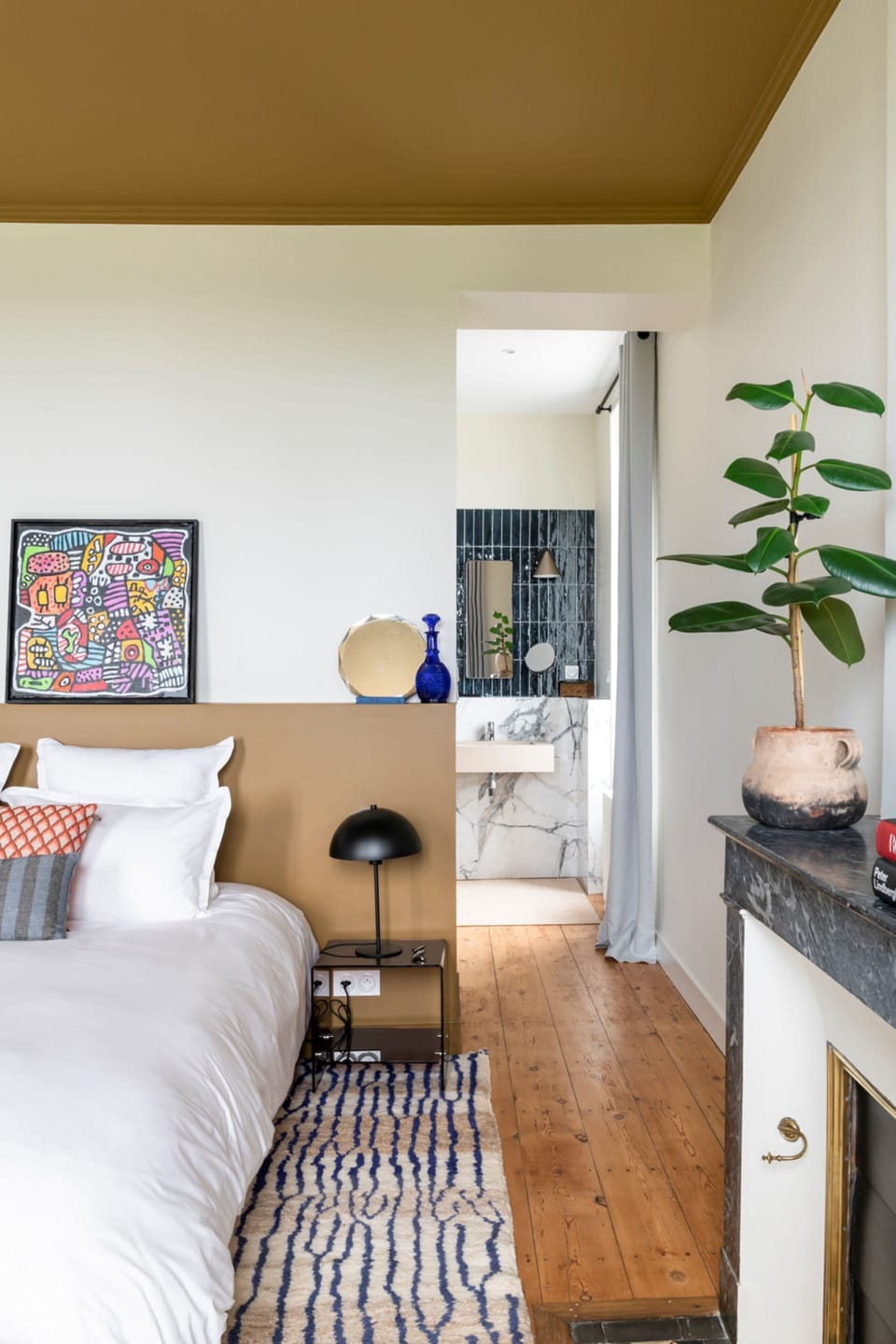 Premium Double Room, 1 King Bed | Pillowtop beds, blackout drapes, soundproofing, iron/ironing board