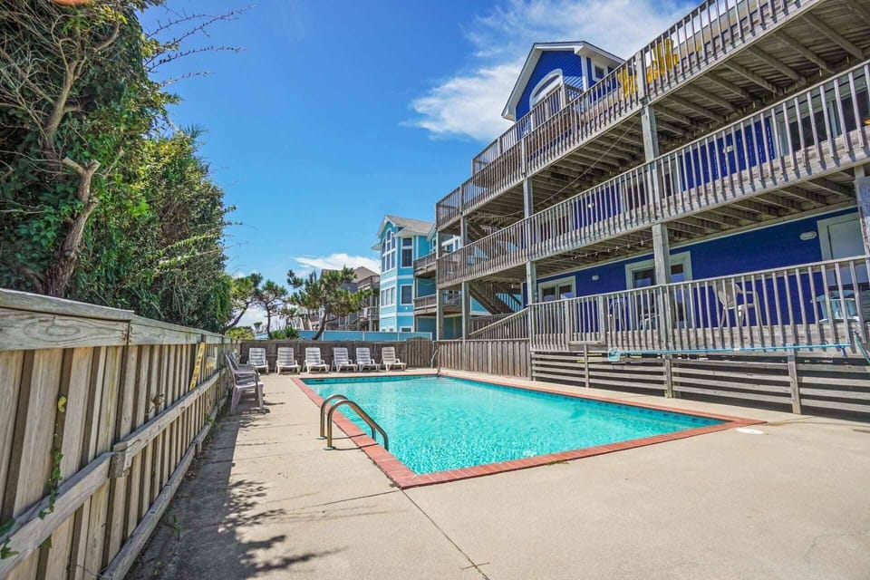 Surf-or-Sound-Realty-1051-Eleftheria-Pool-1