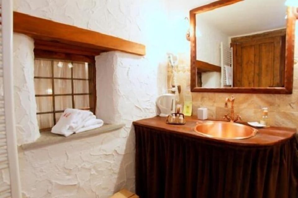 Superior Double Room | Bathroom | Shower, designer toiletries, hair dryer, bathrobes