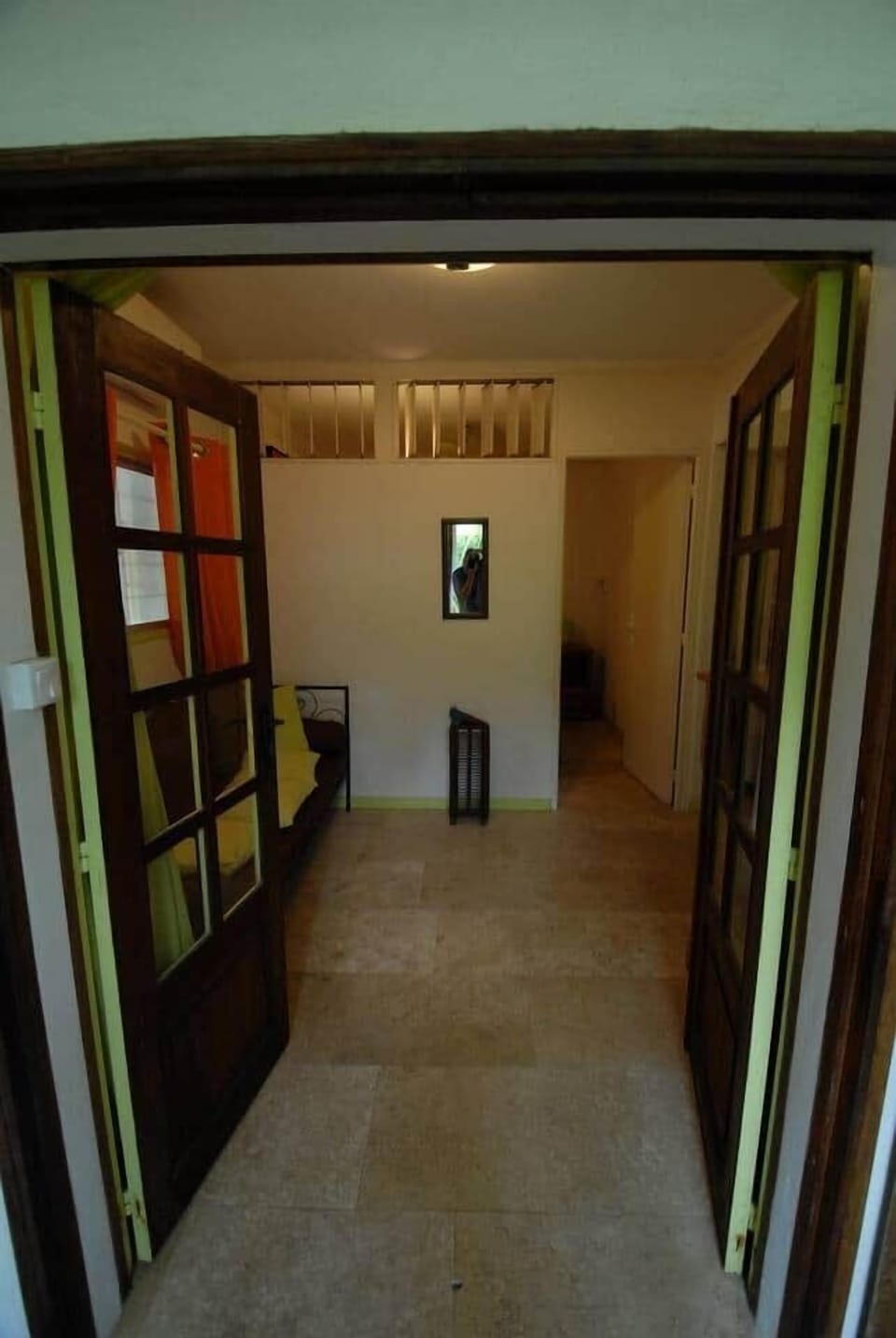 Alamanda, entrée