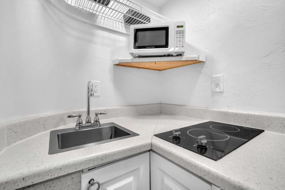 Second Kitchen