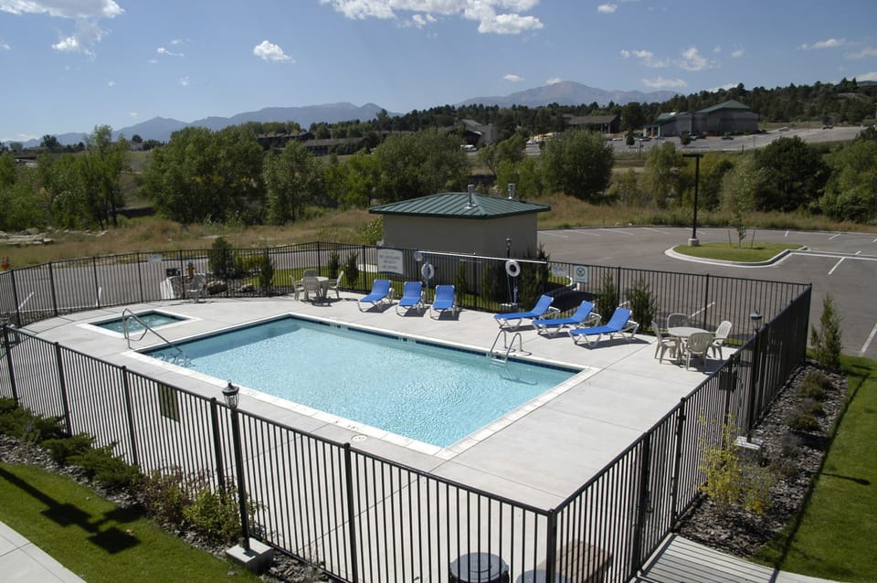 Enjoy the splendid pool!