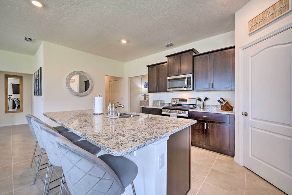 Kitchen | Cooking Basics | High Chair | Toaster