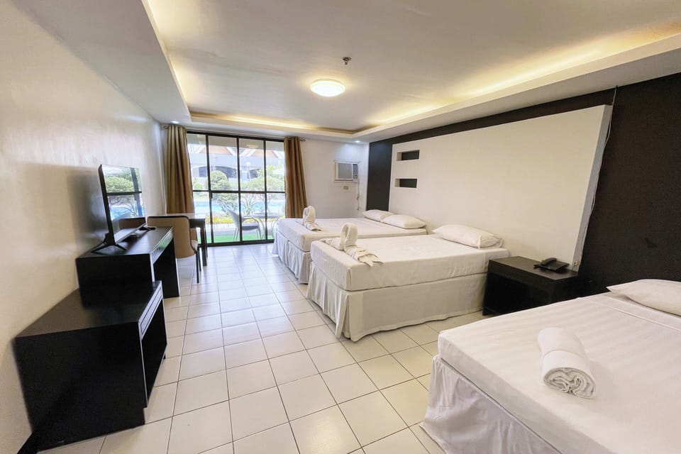 Family Room | Free WiFi, bed sheets