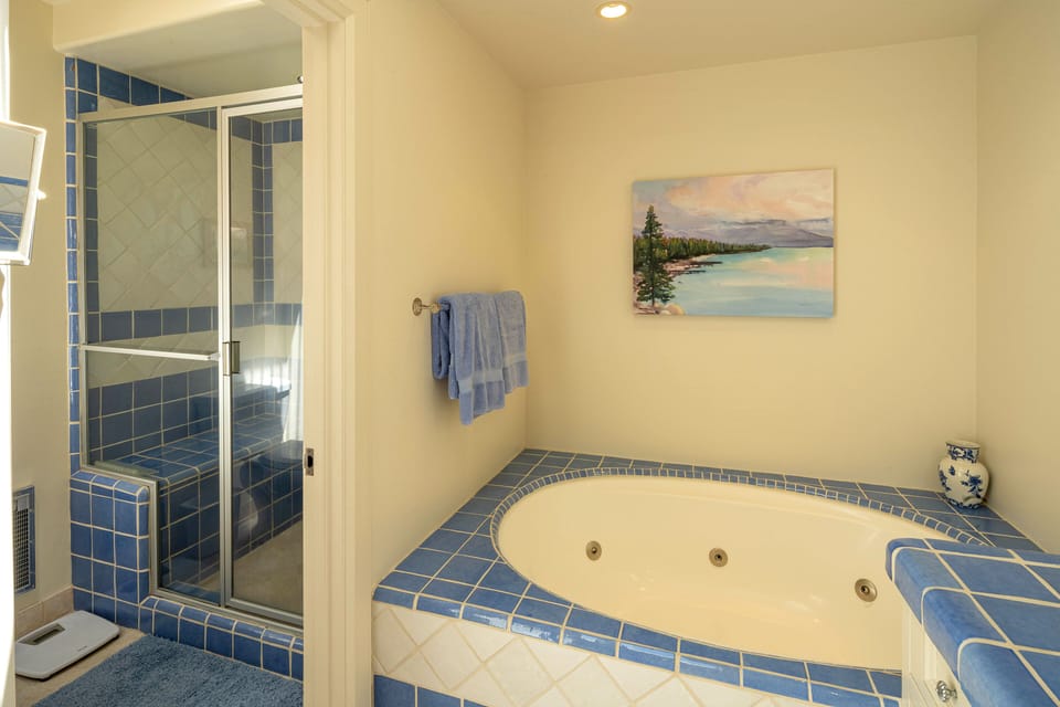 Star Harbor 6 Bedroom 1 Shower and Tub - Star Harbor 6 Bedroom 1 Shower and Tub