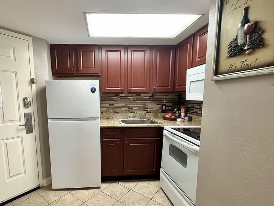 Explore modern kitchen aesthetics in our suite.
