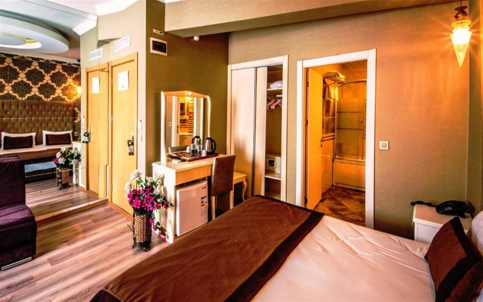 Standard Double Room, 1 Queen Bed with Sofa bed | 1 bedroom, premium bedding, minibar, in-room safe