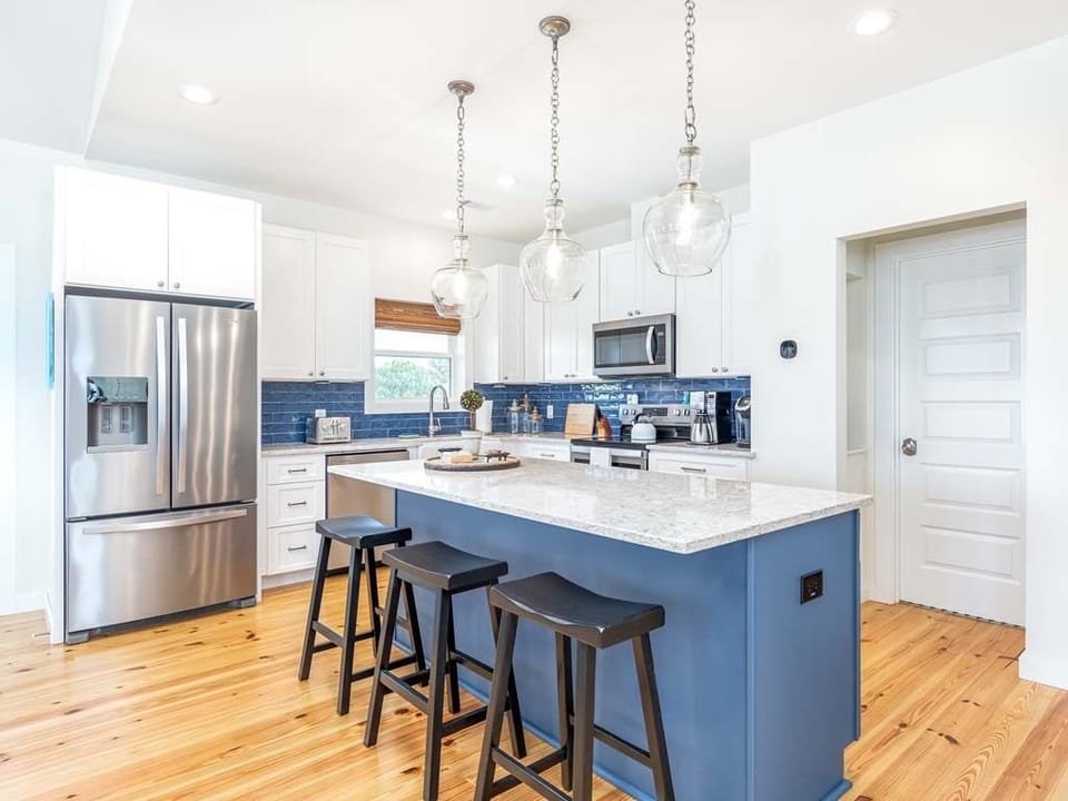 House, Multiple Beds, Balcony, Partial Sea View | Private kitchen | Fridge, microwave, oven, stovetop