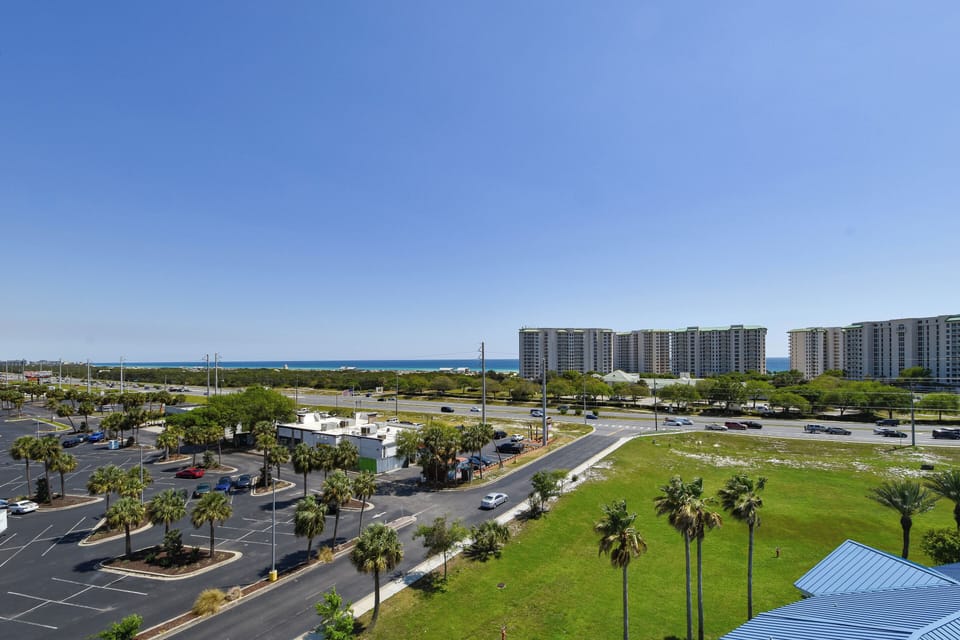 The Palms of Destin 1717 - Balcony View of Henderson Beach